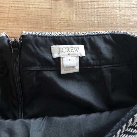 Mini skirt - Picture 2 of 5